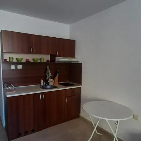 Hotel студио в комплекс роза резиденс-слънчев бряг Sunny Beach